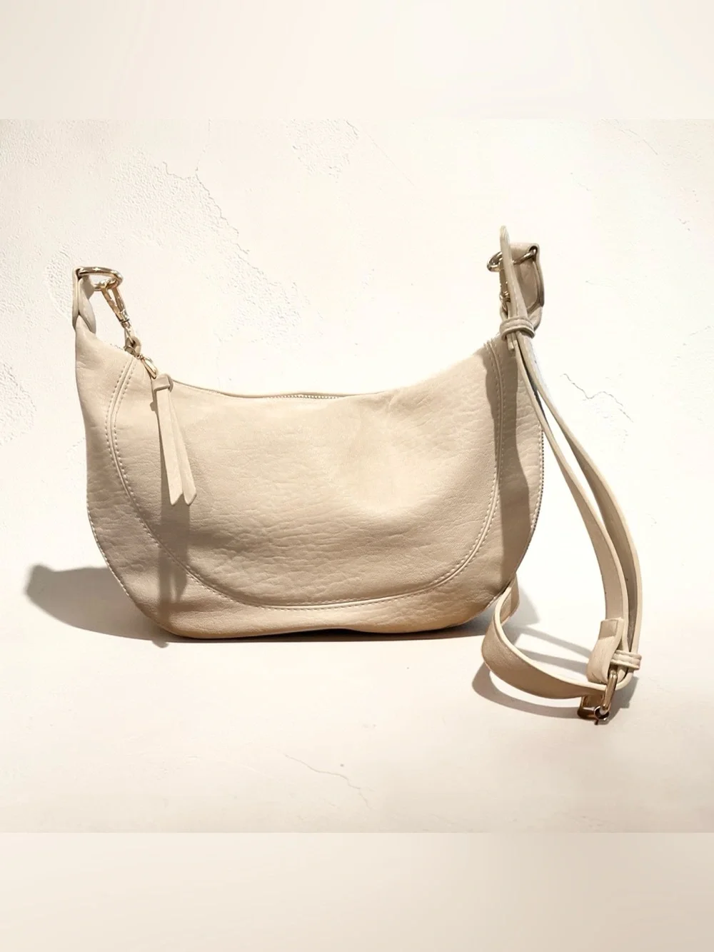 Antik Kraft Noelia Slouchy Hobo Leather Shoulder Crossbody Bag in Bone